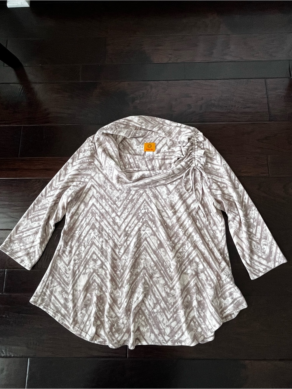 Ruby Rd. Chevron cowl Neck Top; Size L